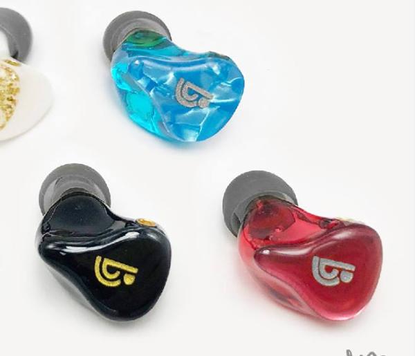 蓝牙客制耳机BD登上啧啧平台，标榜AirPods价可得个人化的客制化耳机
