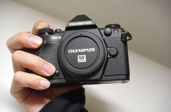 传Olympus为避开九月相机发表高峰期，将在10月发表E-M5 III