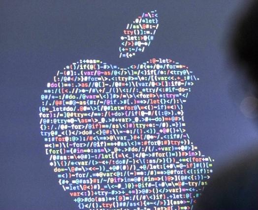 Apple跪低致歉，承认Siri语音交第三方