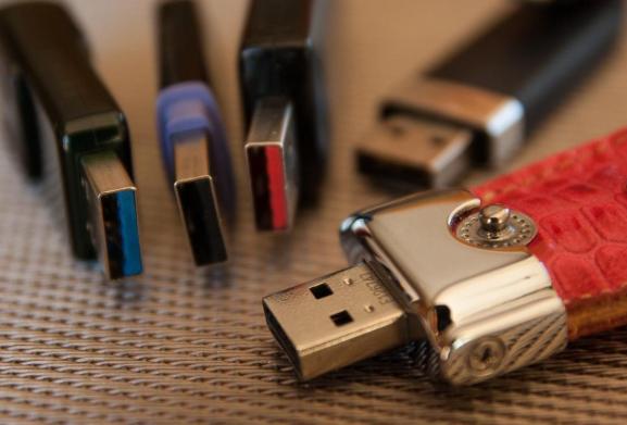 USB 3.0和USB 4之间有哪些变化？USB 4有哪些革新的升级？
