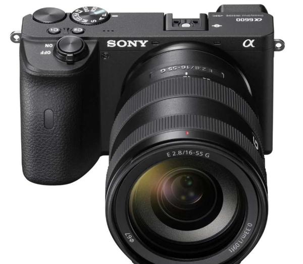 Sony APS-C镜皇E 16-55mm F2.8 G，强调恒定光圈、轻巧与散景三者兼具