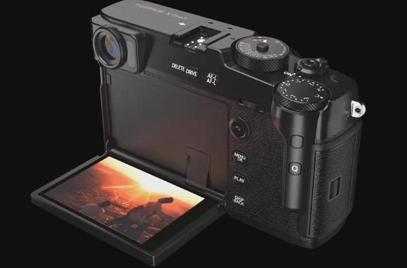 屏幕设计走「底片」风！Fujifilm发布复古旗舰相机X-Pro3